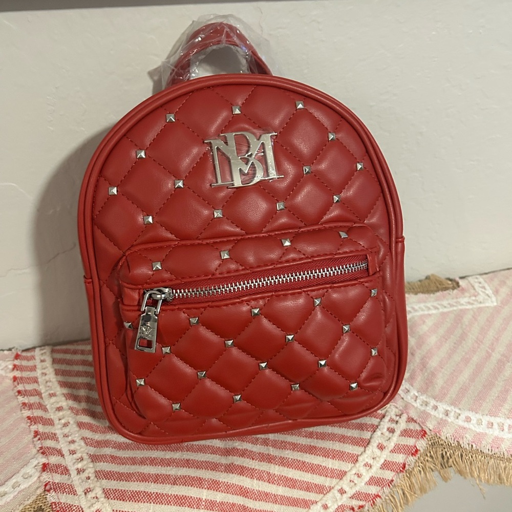 NWT $99 Badgley Mischka